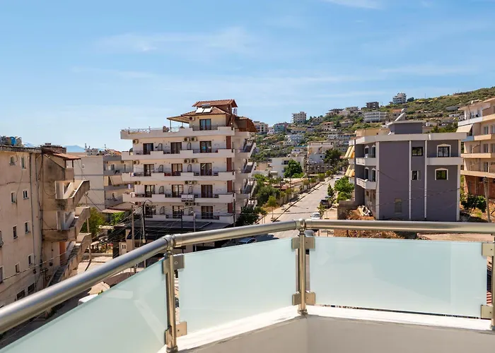 Eden Suites&apartments *