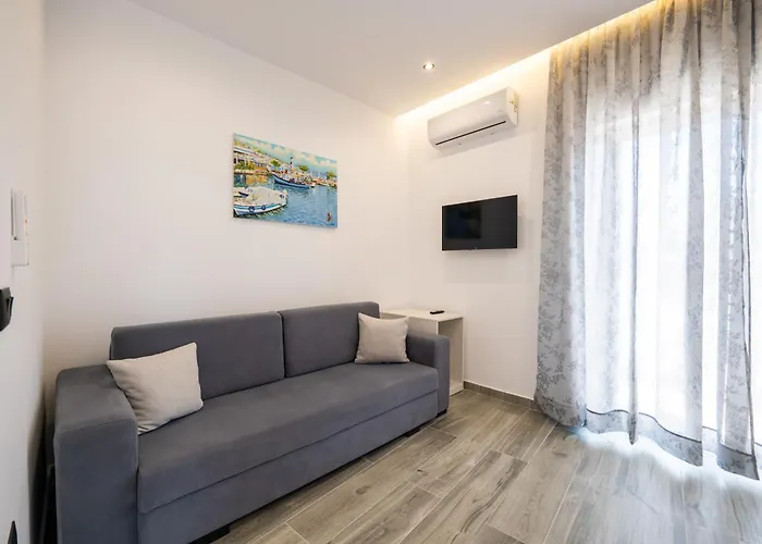 Eden Suites&apartments *