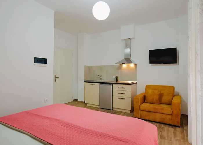 Eden Suites&apartments Daire *