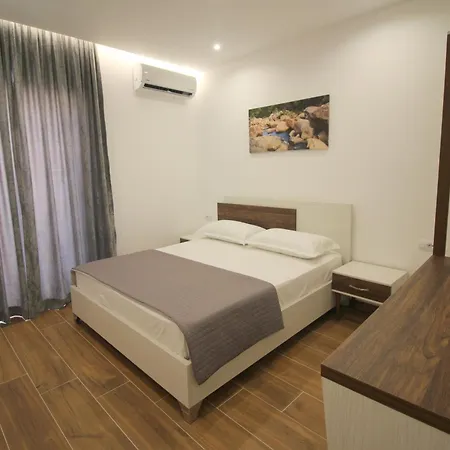 Apartment Eden Suites&apartments *