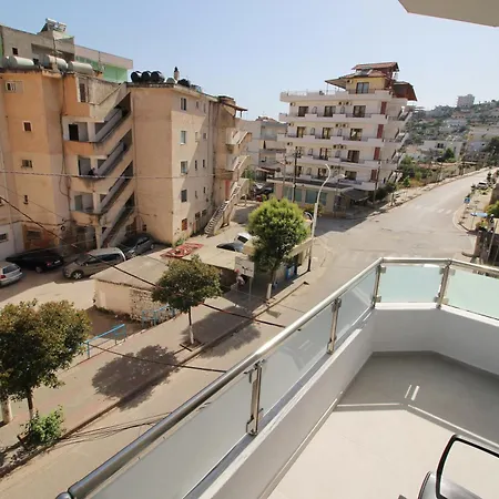 Eden Suites&apartments *
