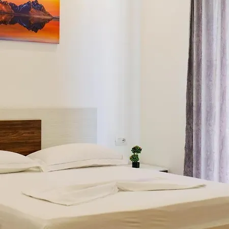 Eden Suites&apartments Apartment