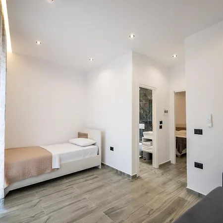 Eden Suites&apartments *