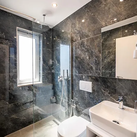 Eden Suites&apartments Sarandë
