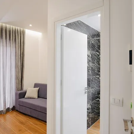 Eden Suites&apartments *