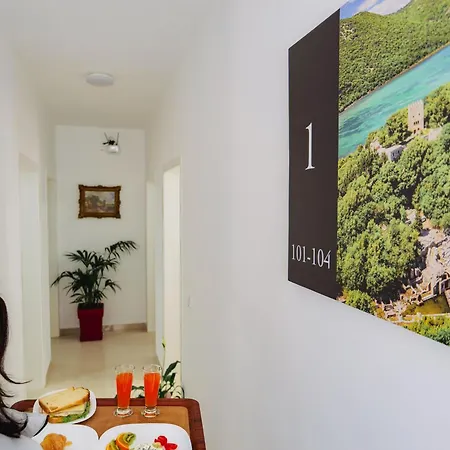 Eden Suites&apartments *