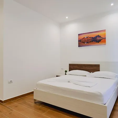 Apartamento Eden Suites&apartments