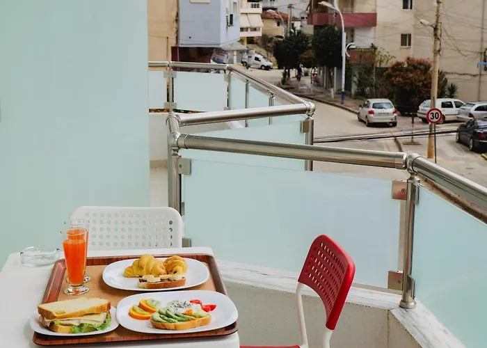 Eden Suites&apartments *